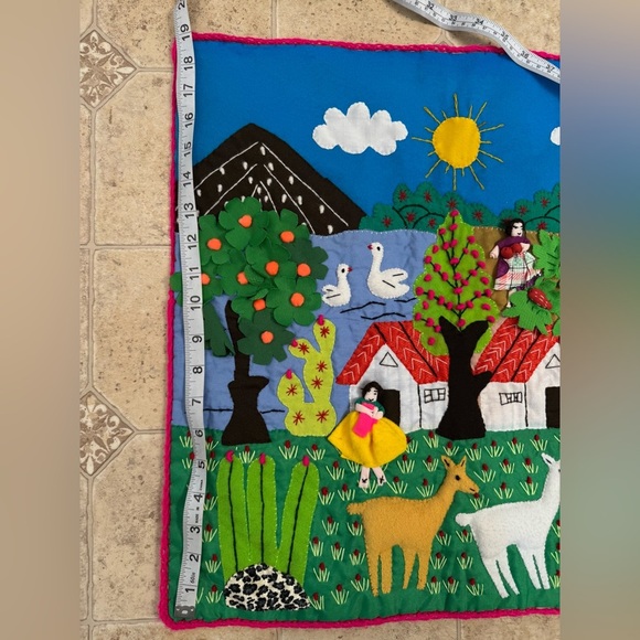 Vintage Peruvian Arpillera Handmade Folk Art Farm Scene 3D 19” by 19” Appliqué - Picture 6 of 10